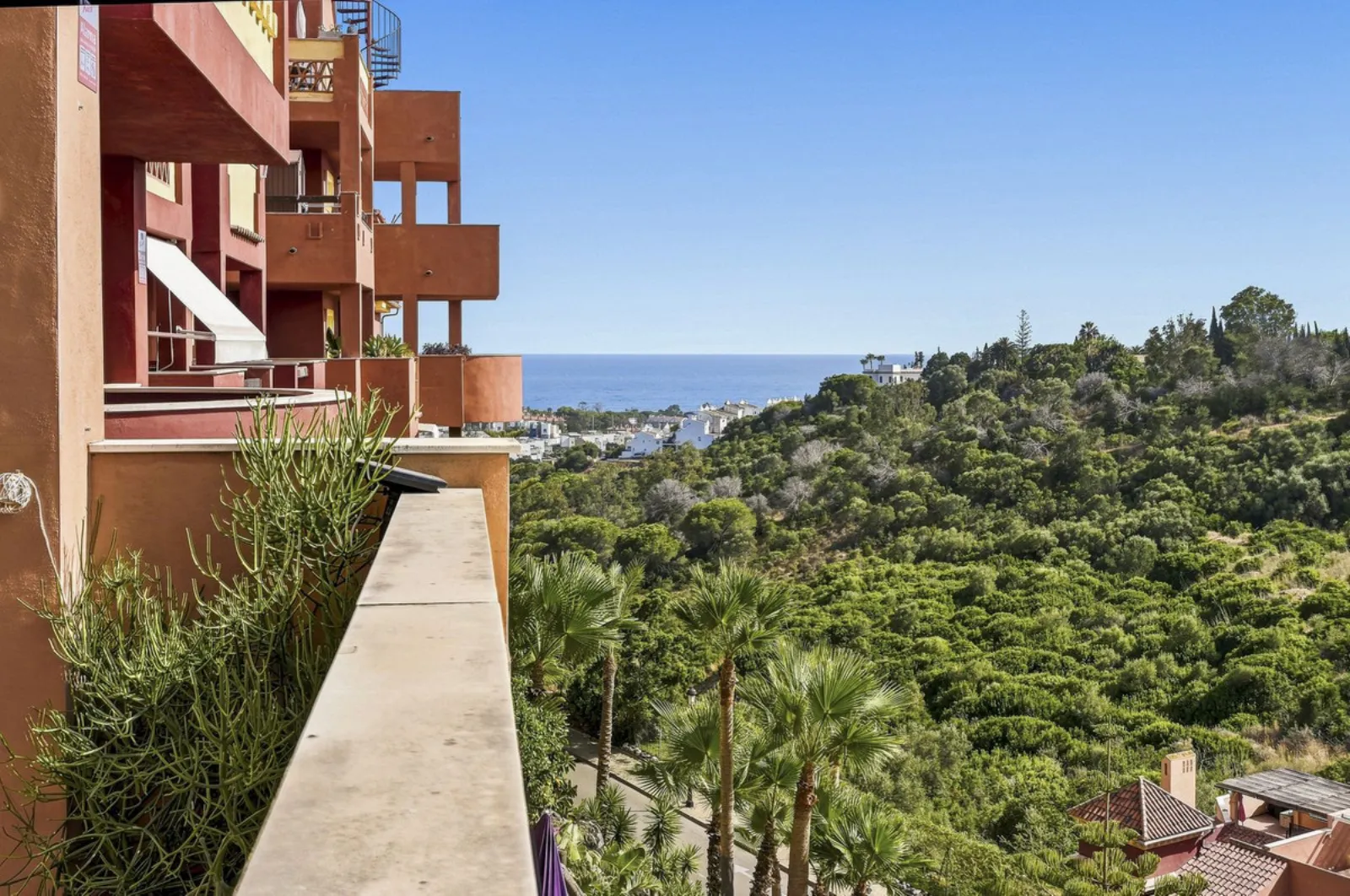 Luz de poniente y vistas al mar, La Reserva de Marbella
